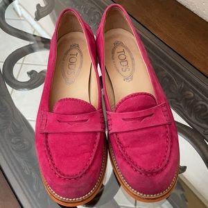 TOD'S Pink suede moccasin 💖🧡